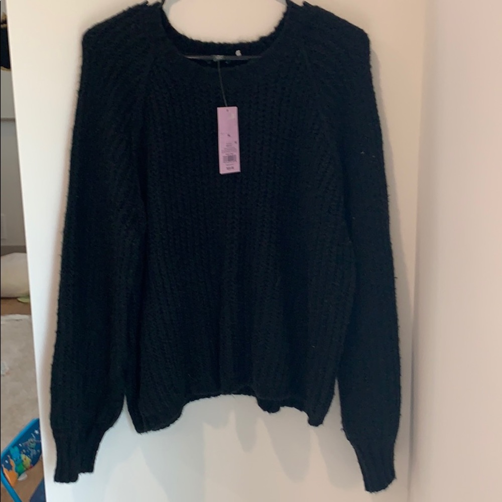 Brand new Comfy sweater